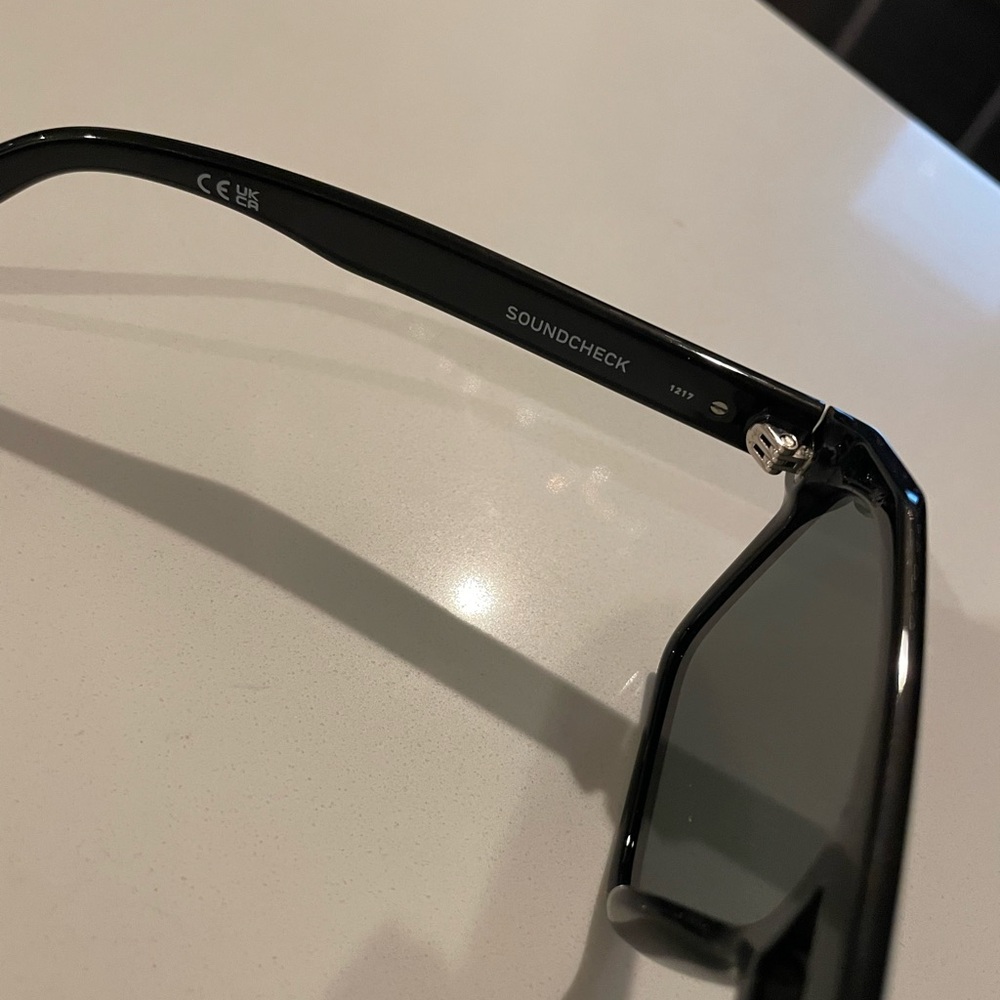 Quay Australia Black Sunglasses - Picture 6 of 6